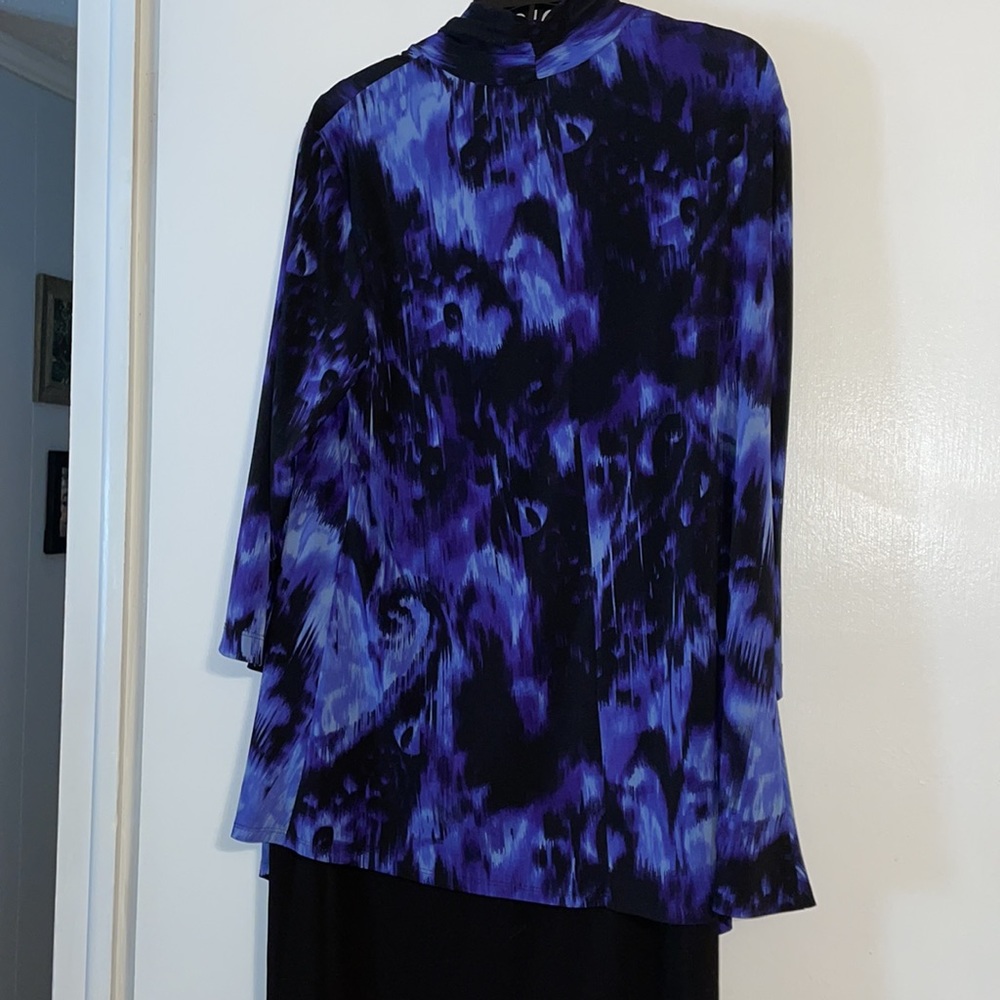 Dress - Picture 4 of 5